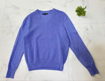 새상품급 S 사이즈 23구 V넥 니트 긴팔 캐시미어 양모 온워드