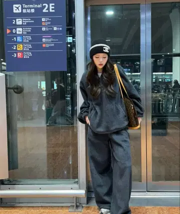 THETOE Bornheim Fleece Top