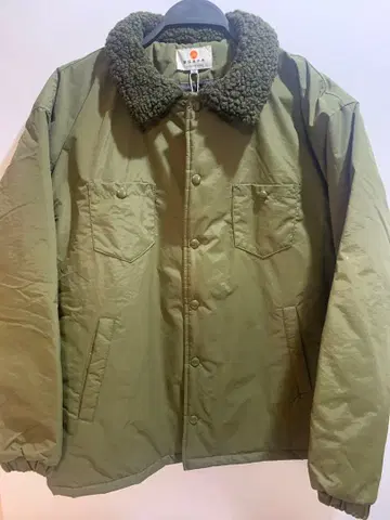 karaku 충전솜 옷깃 보아 카키 나일론 자켓 경량 방한 M 사이즈