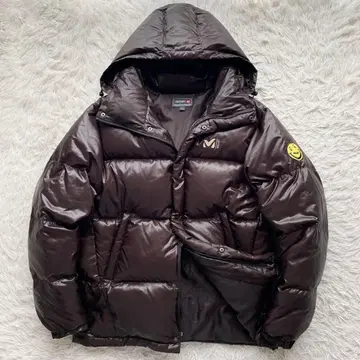 새상품급 L 사이즈 밀레 후데트 다운 자켓 와펜 디자인 두툼함