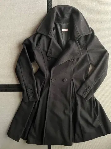 블랙 더블 브레스트 플레어 롱 코트