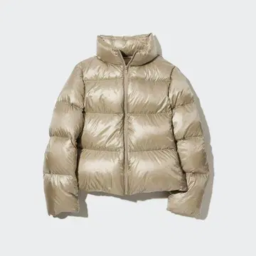 유니클로 울트라 라이트 다운 샤이니 볼륨 자켓