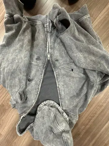 데미지 집업 후드티 그레이