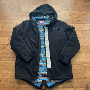 IRIE 블랙 자켓 M 사이즈