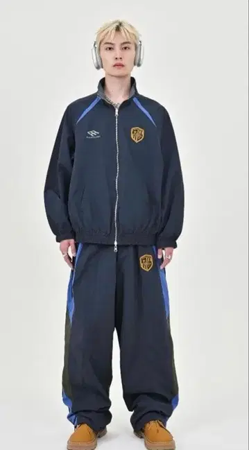 지하인 나일론 셋업 상의 L 사이즈 하의 XL 사이즈