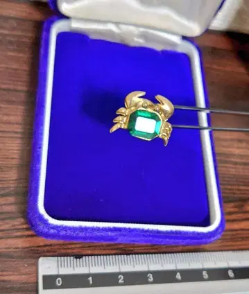 프랑스제 에메랄드 귀찌 앤티크 초레어