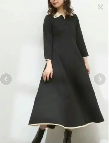 [ 미사용 새상품 ] osono 배색 스키퍼 카라 니트 원피스