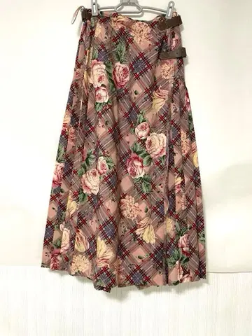 원더풀 월드 꽃무늬 체크 플리츠 랩 스커트