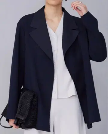 ICB 라이트 리버 미들 기장 코트 네이비 사이즈 0