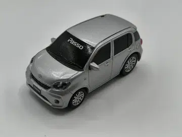 도요타 파쏘(passo) 매장 전시용 실버 미니카