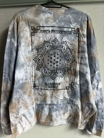 아사가라웍스 타이다이 패턴 긴팔 티셔츠