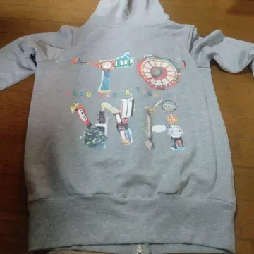 그레이 프린트 후드 부착 후드티