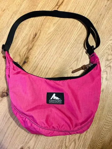 GREGORY 구형 로고 레어 핑크 숄더백