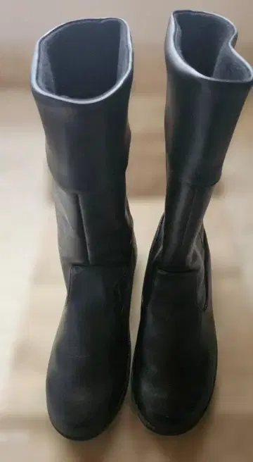 블랙 롱 부츠 플리스 내부 스파이크 포함 25.0