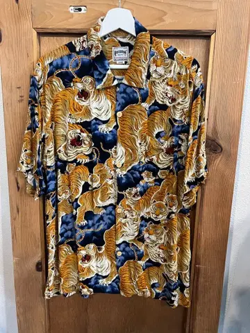 [ HOUSTON ] 백호 하와이안 셔츠 네이비