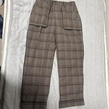 UNITED TOKYO 체크 무늬 슬랙스 사이즈 2