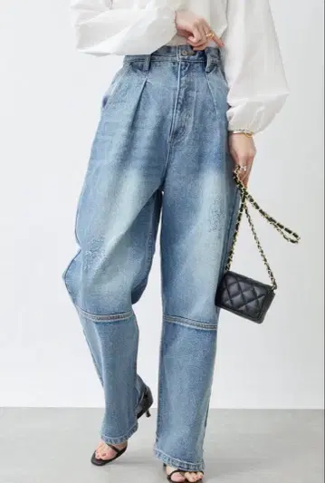 완판 YENN(엔) 하이라이즈 턱 와이드 데님 팬츠