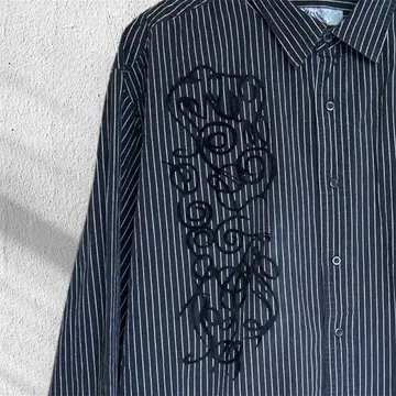 BRUNO 스트라이프 자수 디자인 긴팔 셔츠