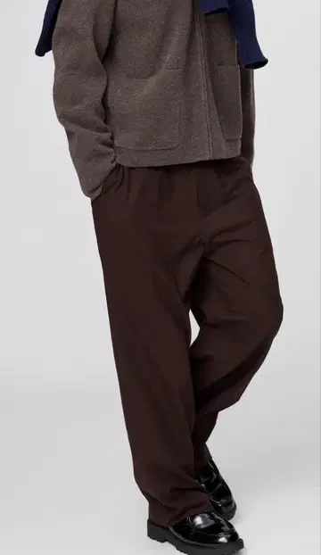 이지 와이드 테이퍼드 팬츠 유니클로