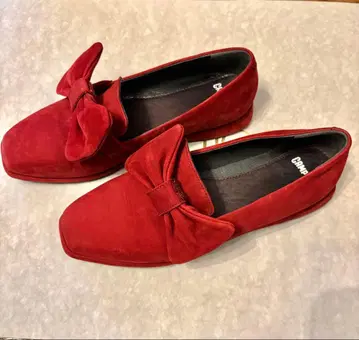 CAMPER 레드 리본 포함 플랫슈즈