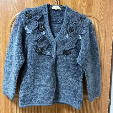 마리읍 꽃 장식 가디건 M 사이즈