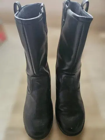 블랙 롱 부츠 합성 피혁 스파이크 포함 25.0