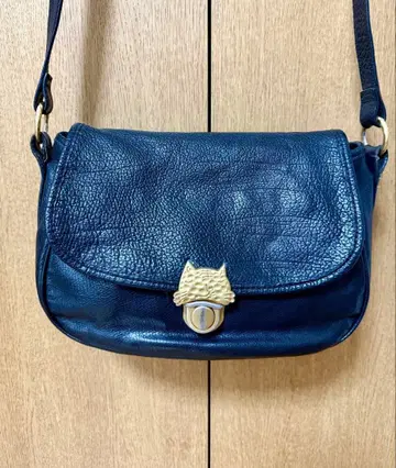 [ 츠모리치사토 ] 숄더백 카리야네코 블랙