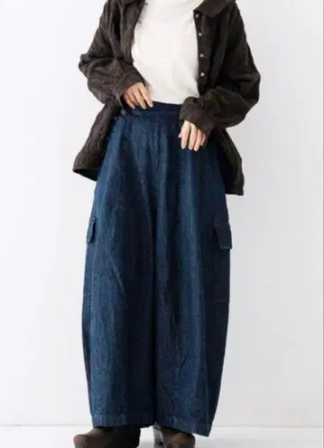 네스트로브 코튼 데님 배럴 팬츠