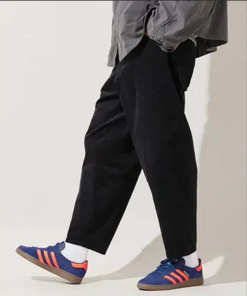 [ZOZO 한정판] CORDUROY PANTS / 벌룬 코듀로이 팬츠