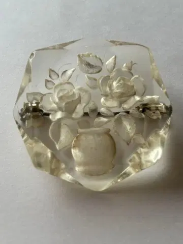 앤티크 브로치 루사이트 인탈리오 장미