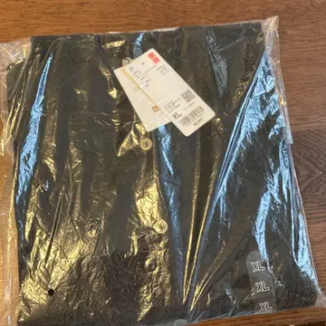 유니클로 블랙 크루넥 캐시미어 가디건 XL