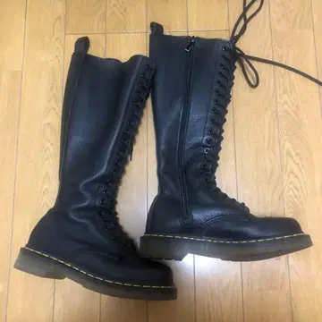 천연 가죽 20홀 부츠