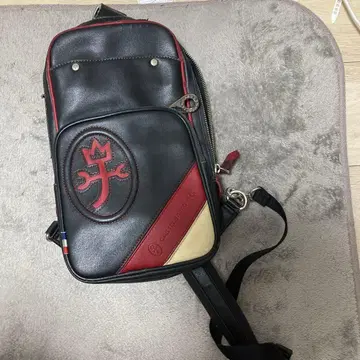 합성 피혁 블랙 레드 숄더백