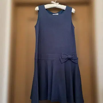 [미사용 새상품] 갤러리 비스콘티 점퍼 스커트 리본 포함 사이즈 2