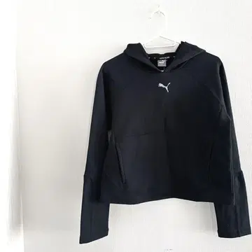 PUMA 후드 부착 블랙 트레이닝복 S 사이즈