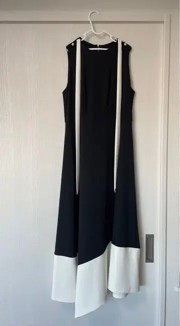 Her lip to Imperia Asymmetric Dress