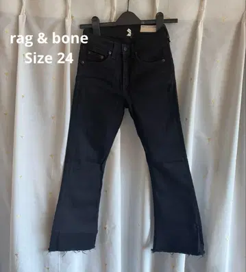 랙 & 본 블랙 부츠컷 데님 24