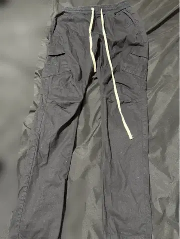 mnml 블랙 카고 팬츠 코튼 혼방