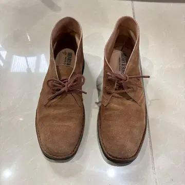 스웨이드 처카 부츠 made in italy