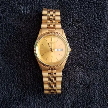 Citizen 골드 쿼츠 손목시계