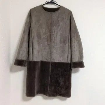 [ 새상품급 ] 7호 StyleRavie 페이크 무스탕 코트 노카라 코트