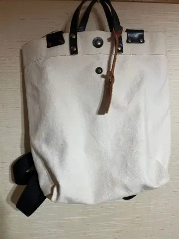 REAL MIND 화이트 캔버스 백