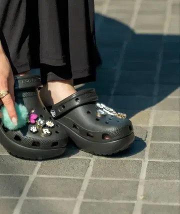 crocs classic platform clog 24cm