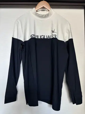 새상품급 우노피우 1PIU1UGUALE3 긴팔 모크넥 골프 화이트 블랙