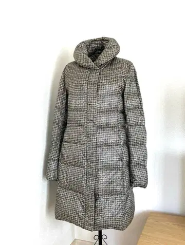 깔끔한 유니클로 울트라 라이트 다운 롱 기장 L 사이즈