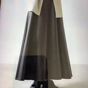 크루레 crewre 인조 가죽 롱 스커트 사이즈 3