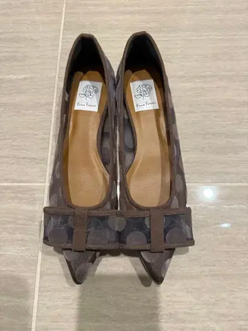 엠마 프랜시스 도트 무늬 브라운 플랫슈즈 24.5cm