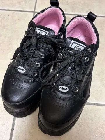 yosuke 통굽 스니커즈 23.0cm