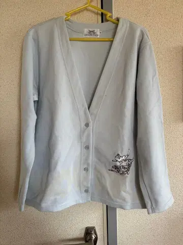 WACHI FIELD 고양이 자수 가디건