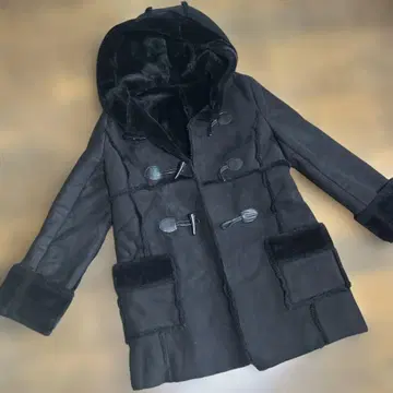 스나이델 블랙 무스탕 후드 더플 코트